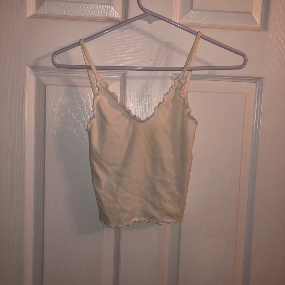 brandy melville cropped ruffle tank